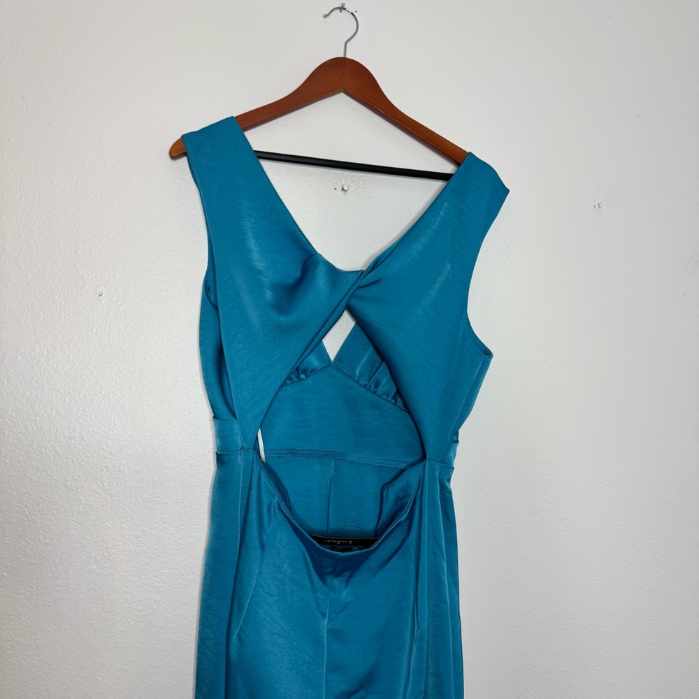 Lulu's Remarkable Style Blue Satin Twist-Back‎ Cutout Wide-Leg Jumpsuit - Picture 7 of 10